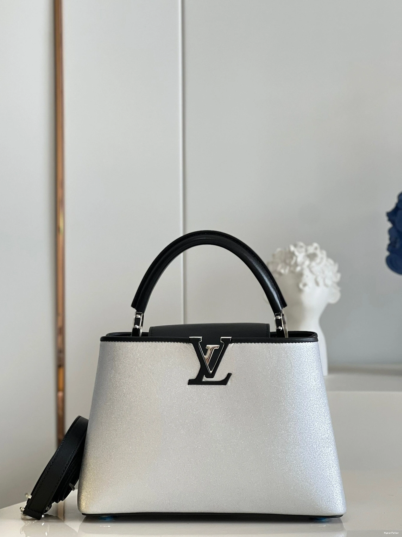 CAPUCINES VUITTON LOUIS BB 0821